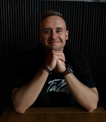 Максим Копотилов