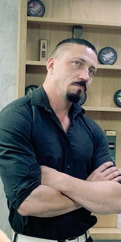 Дмитрий Кузнецов